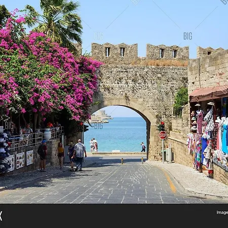 White Perla Sea Views Min To Old Town *